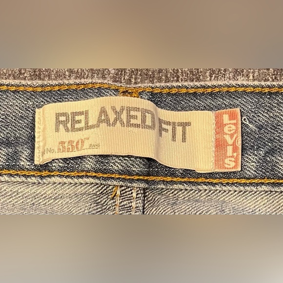 Men’s Levi Relaxed Fit Blue Jeans 38x32 - Picture 4 of 4